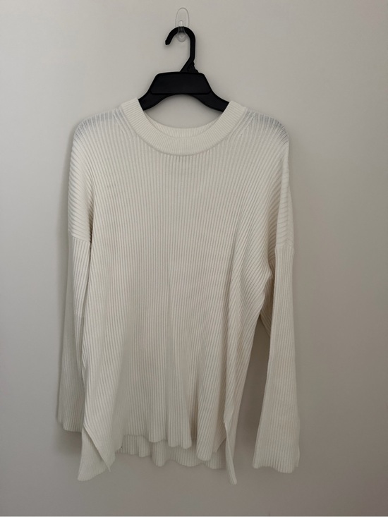 Abercrombie & Fitch Sweaters - Abercrombie & Fitch - Classic Ribbed Crewneck Sweater - Cream - Women’s Size L
